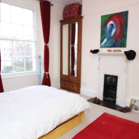 Stunning Arty Apartment In The Heart Of Clifton Bristol Buitenkant foto