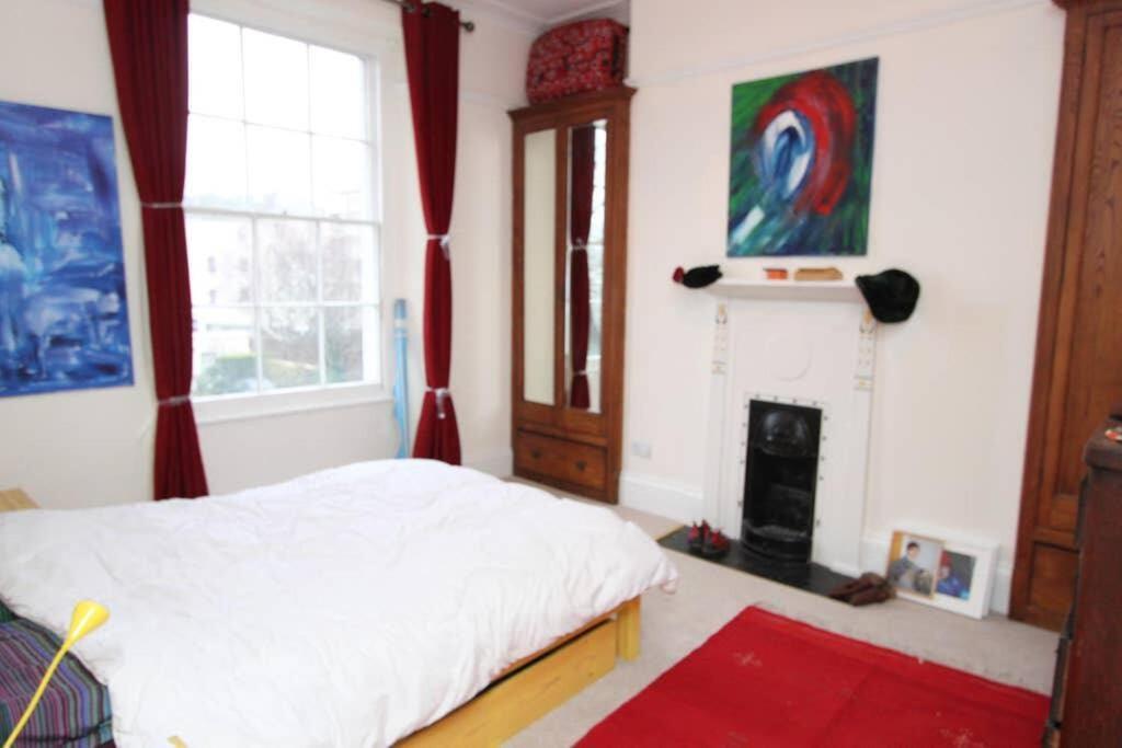 Stunning Arty Apartment In The Heart Of Clifton Bristol Buitenkant foto