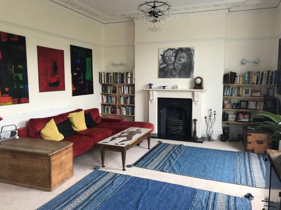 Stunning Arty Apartment In The Heart Of Clifton Bristol Buitenkant foto