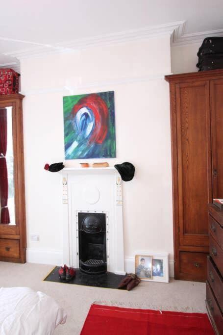 Stunning Arty Apartment In The Heart Of Clifton Bristol Buitenkant foto